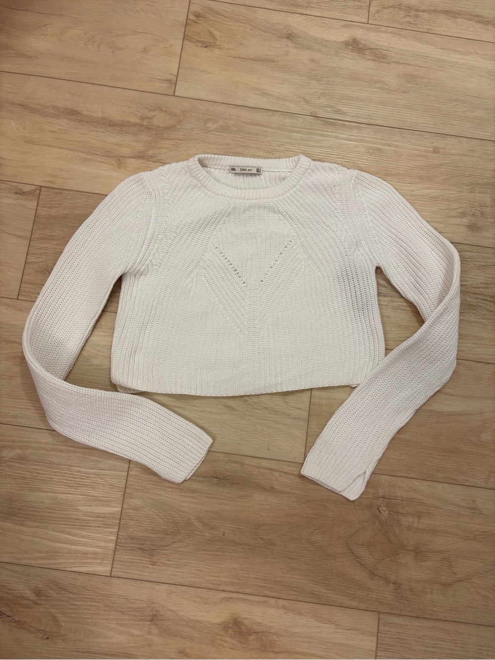 Zara Cropped White Knit Crewneck Sweater